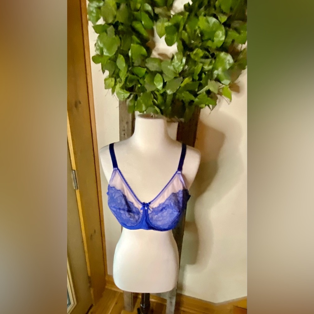 💕Wacoal Lace Non-Padded Underwire Full Coverage Bra💕